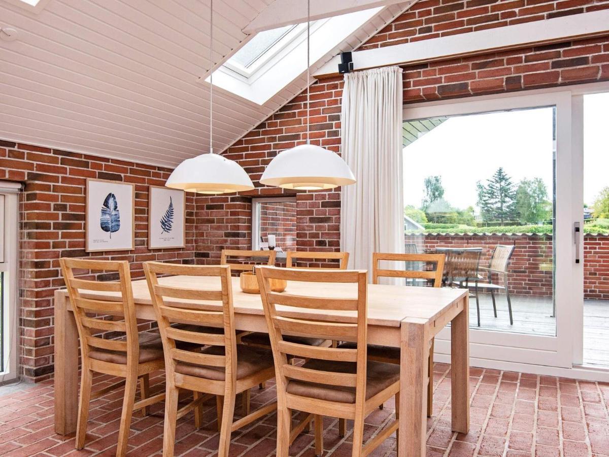 Holiday home 5 Person In B Rkop